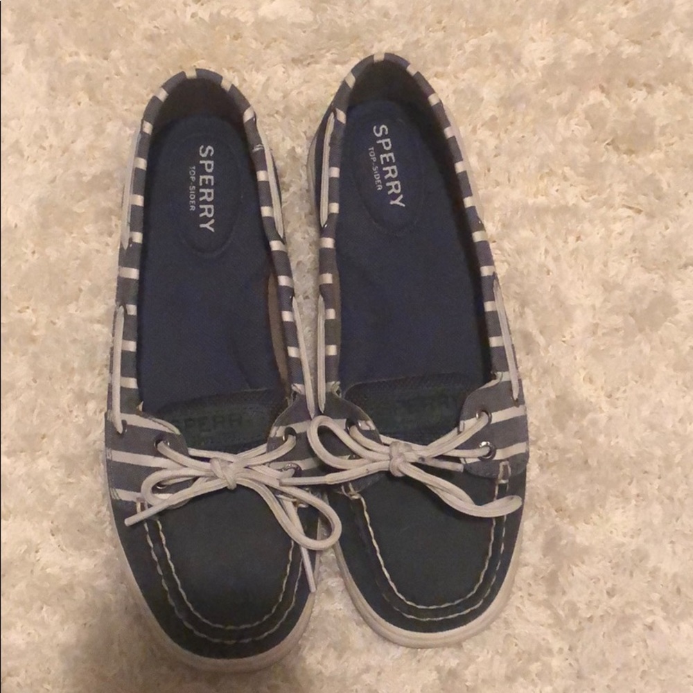 SPERRY blue and white striped boat shoes loafers